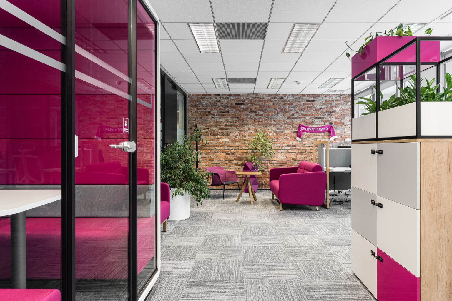 T-Mobile in Warsaw - Warsaw
