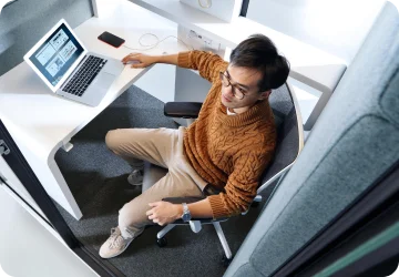 The interior of acoustic office workpod for focused work hushWork Hushoffice