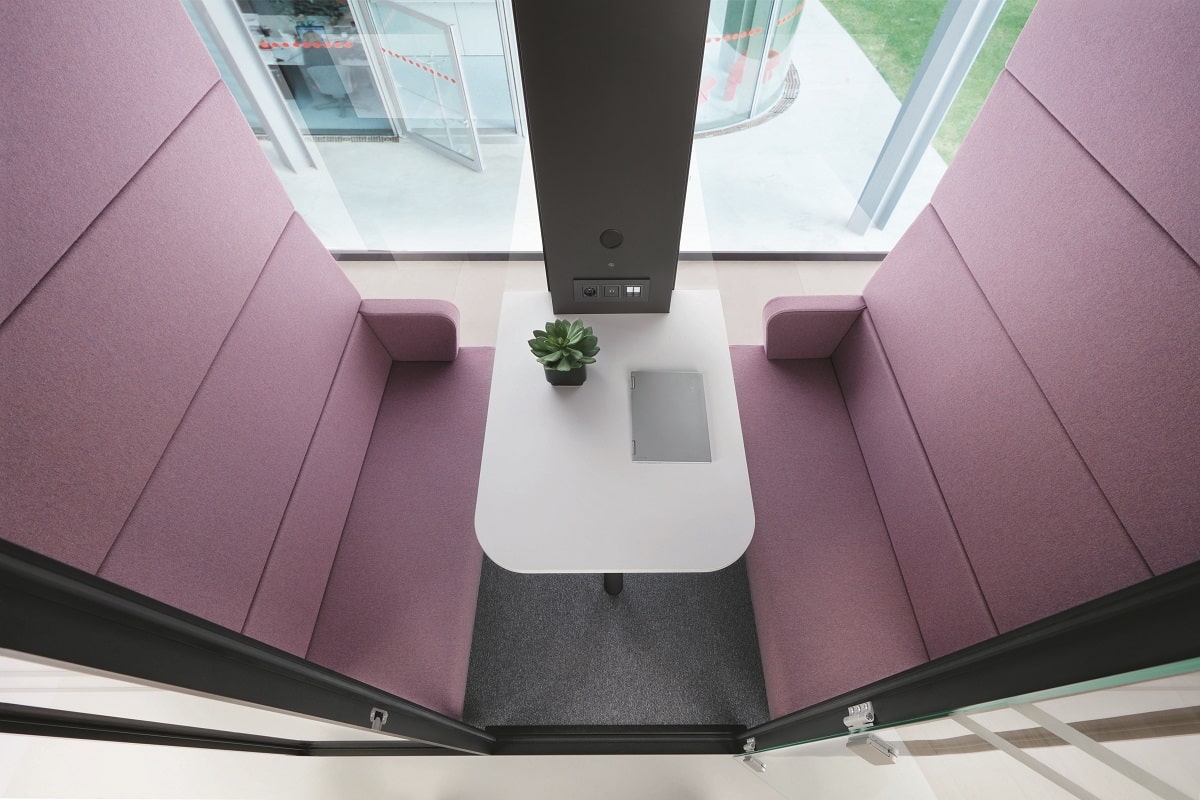 Enclosed and coated in an Anti Virus solution, hushMeet is a safe space for collaborative working in the office. 