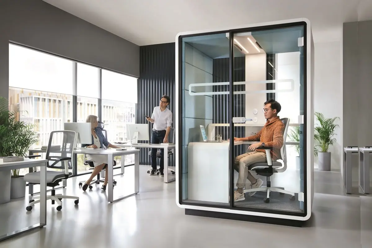 HushWork is private pod for private work. Adjustable lighting and ventilation. Comfortable desk. Power module. Focus.