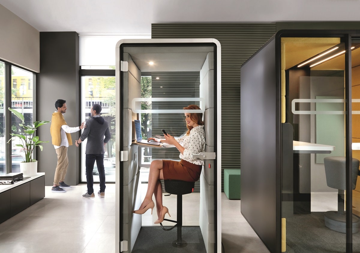 Office phone booth for sales team - hushoffice.com