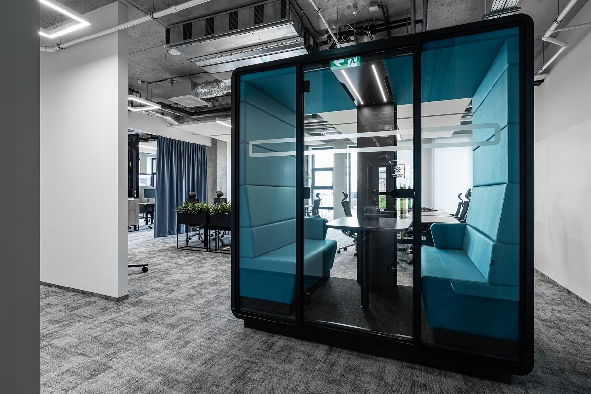 Mobile meeting pods like hushMeet make the open office a little bit more closed.