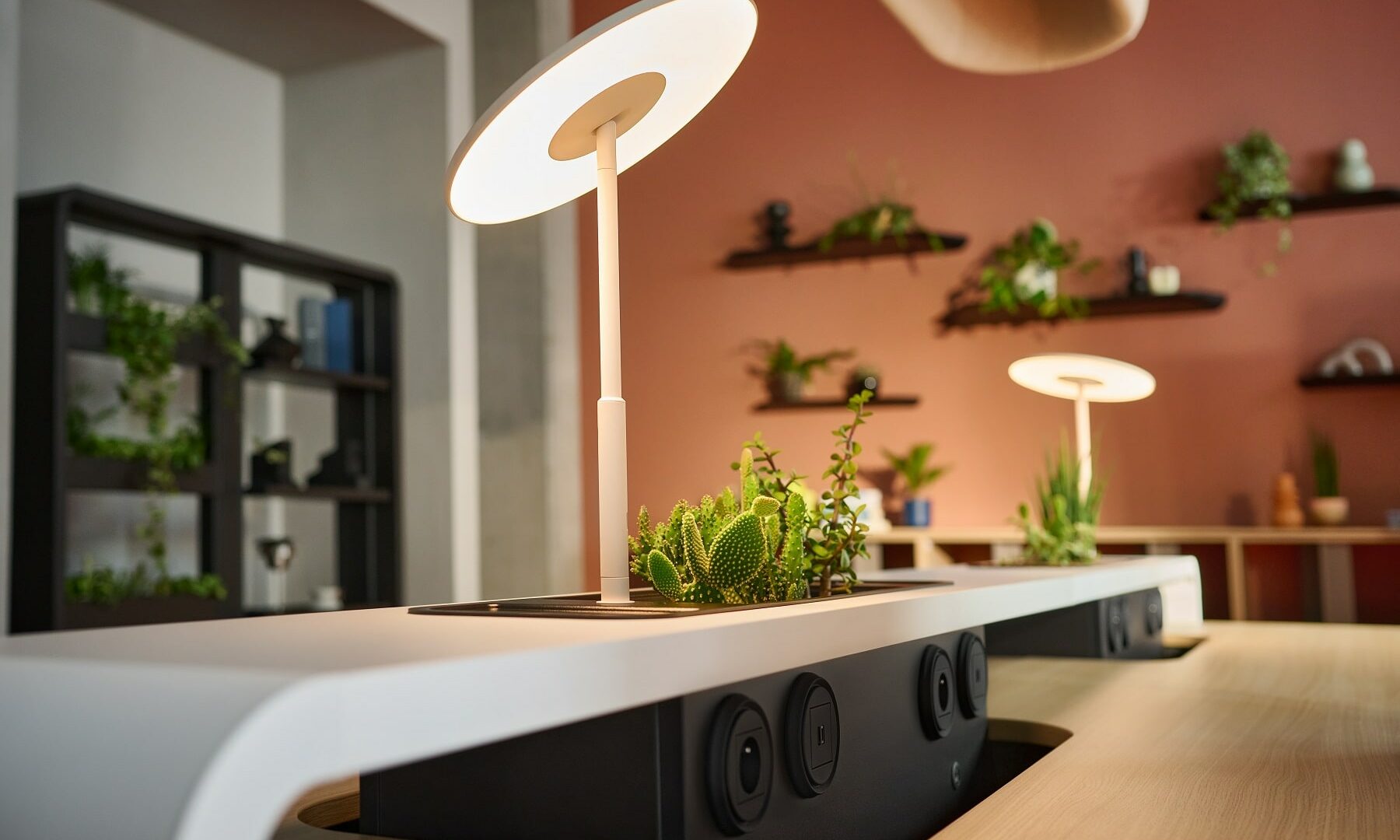 HushSpot is a benching system fitted with 4-8 individual workstations joined together.