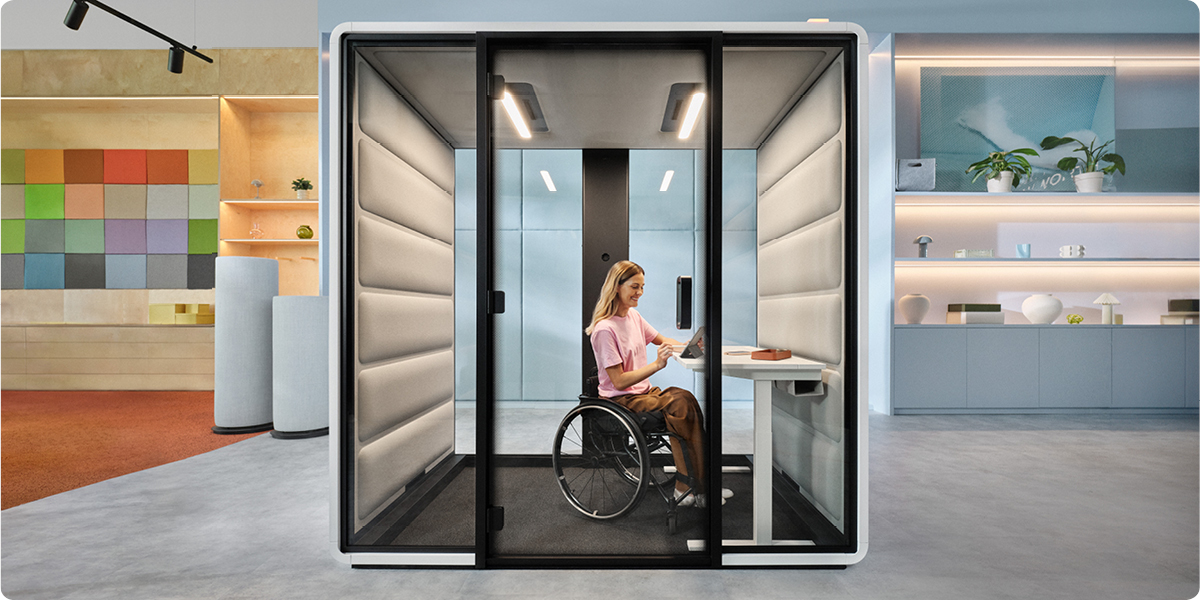 Office workpod hushFree.Access.M for persons with mobility impairments and on wheelchairs