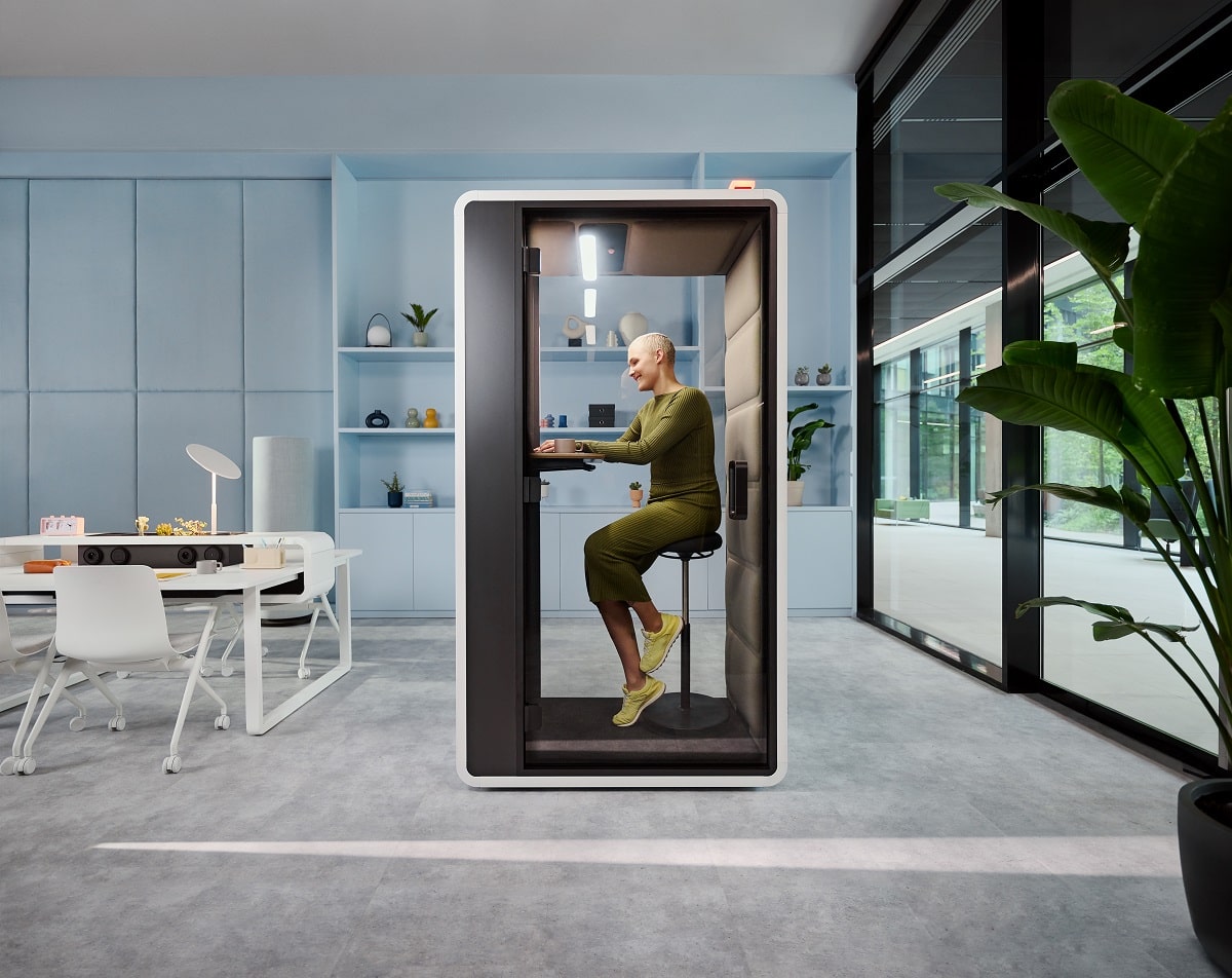 Human Compatible Office ᑕ ᑐ Why human-centric office design? ️ Hushoffice