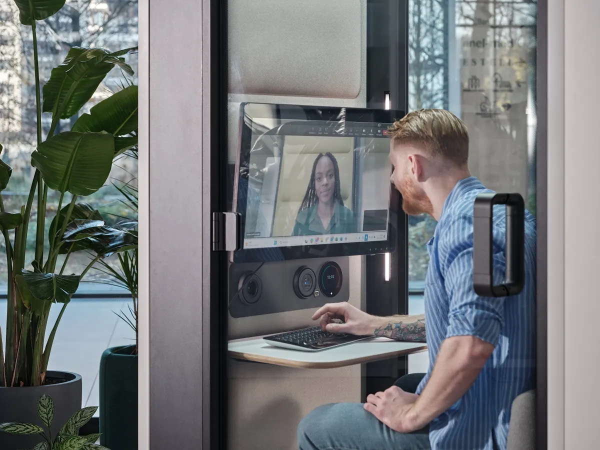 Should you work in an acoustic booth all day?