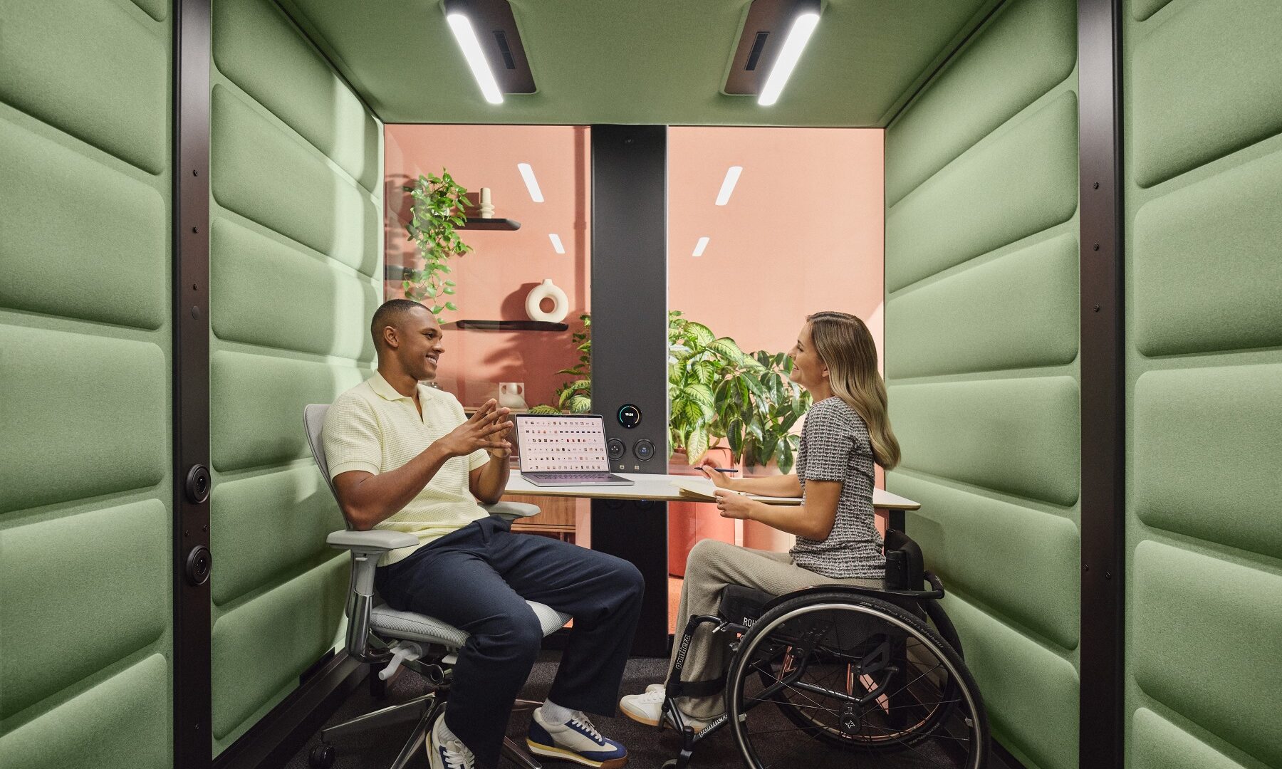 Easily accessible office booth for persons in wheelchairs